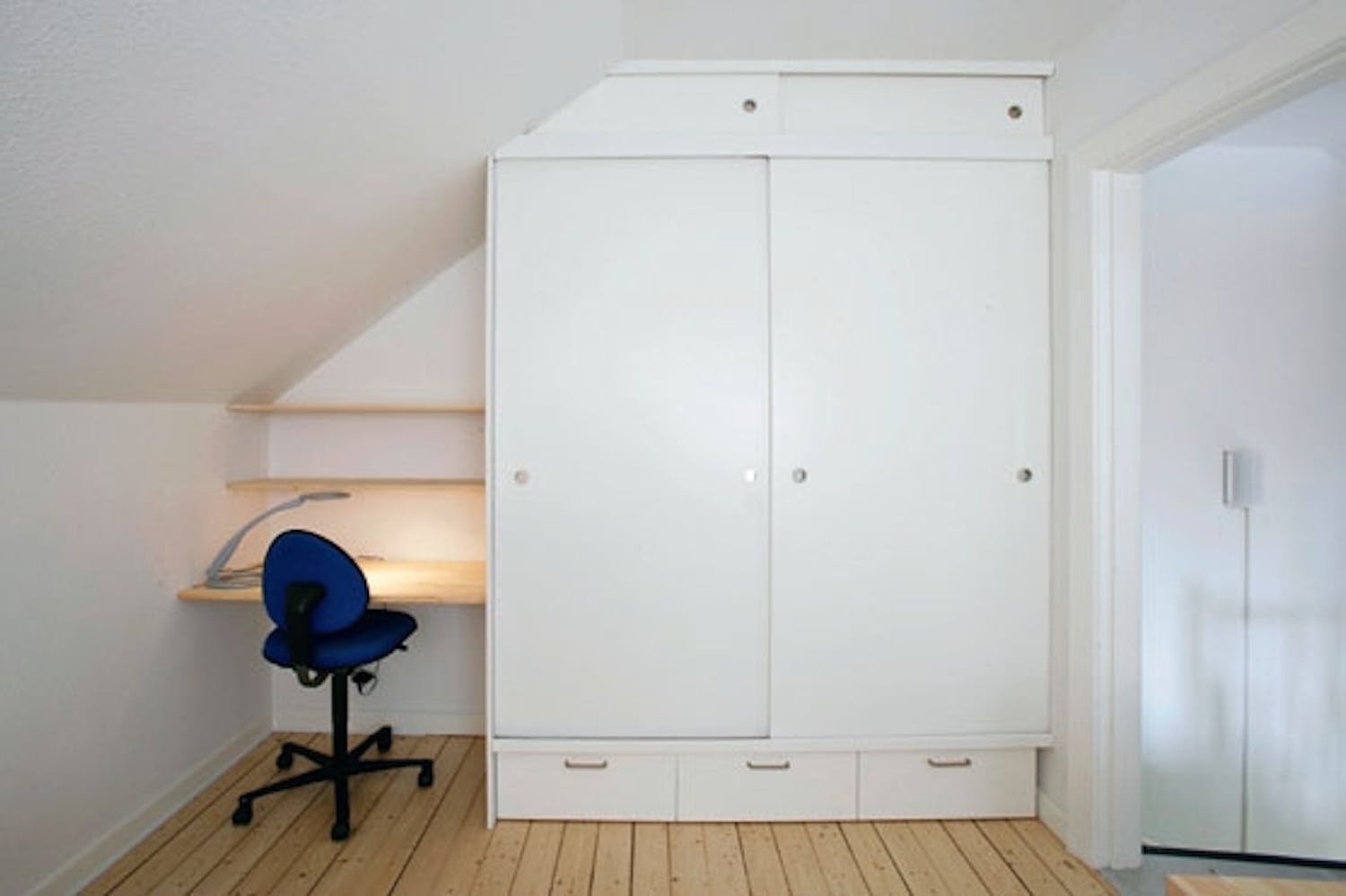 Työstä valmiskaapit tilaan sopiviksi